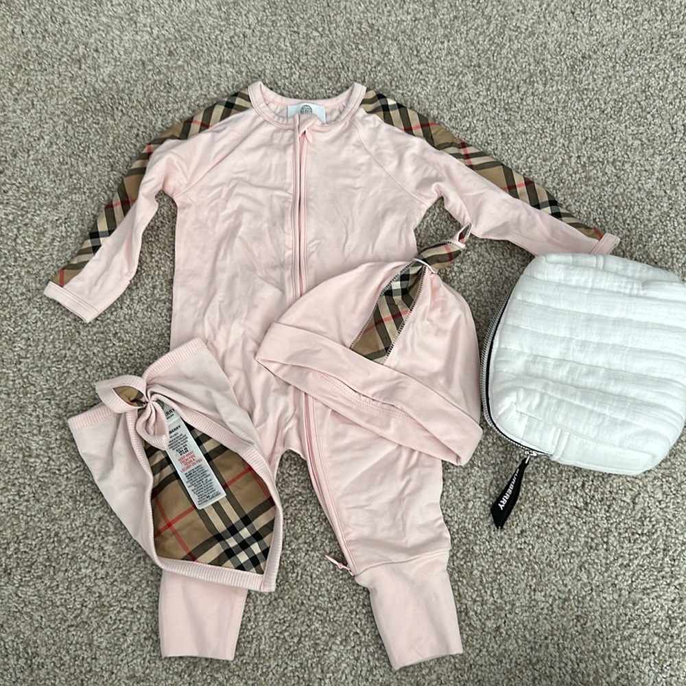 Burberry Baby Set